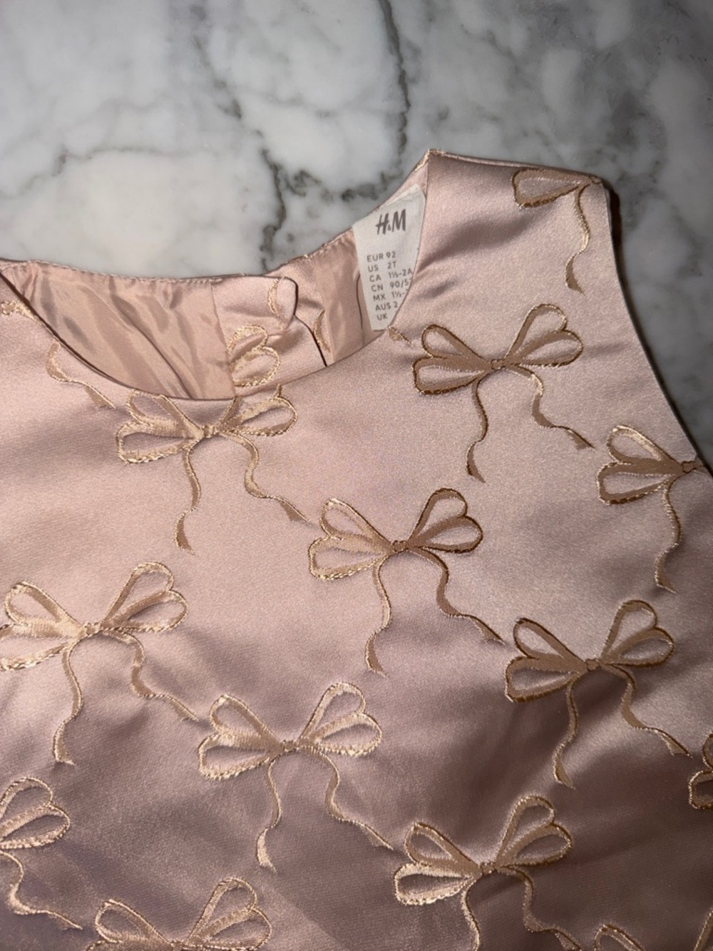 NWOT H&M Blush Pink Satin Bow-Appliqué Sleeveless Dress 2T - Picture 2 of 8